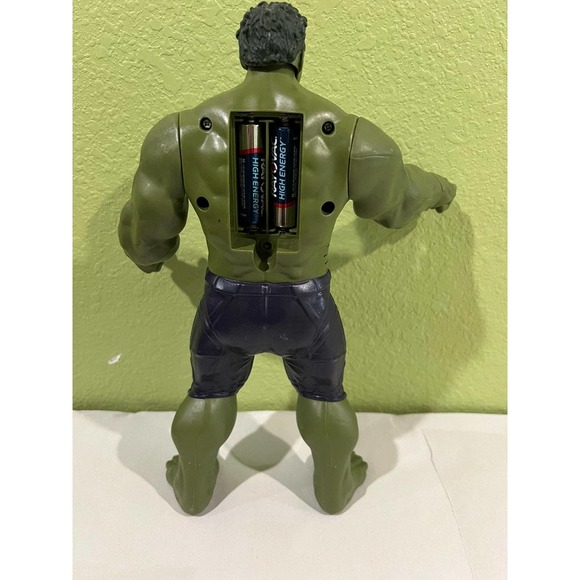 2015 Incredible Hulk Talking Action Figure - Picture 3 of 6